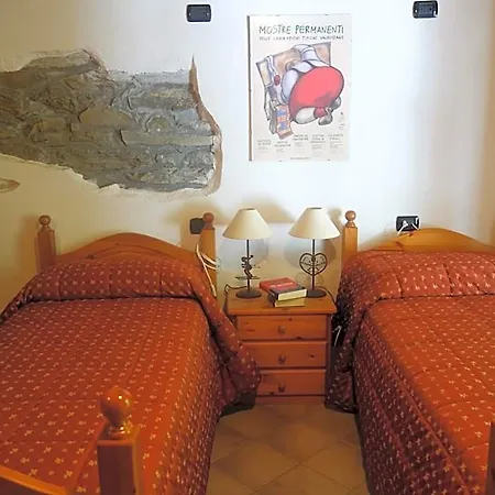 Lou Creton Di Lui Hotel *