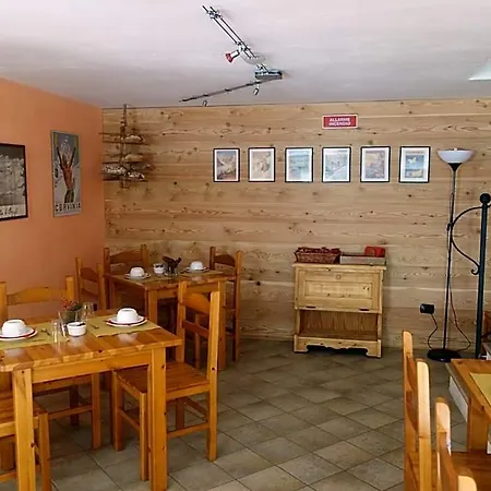Hotel Lou Creton Di Lui